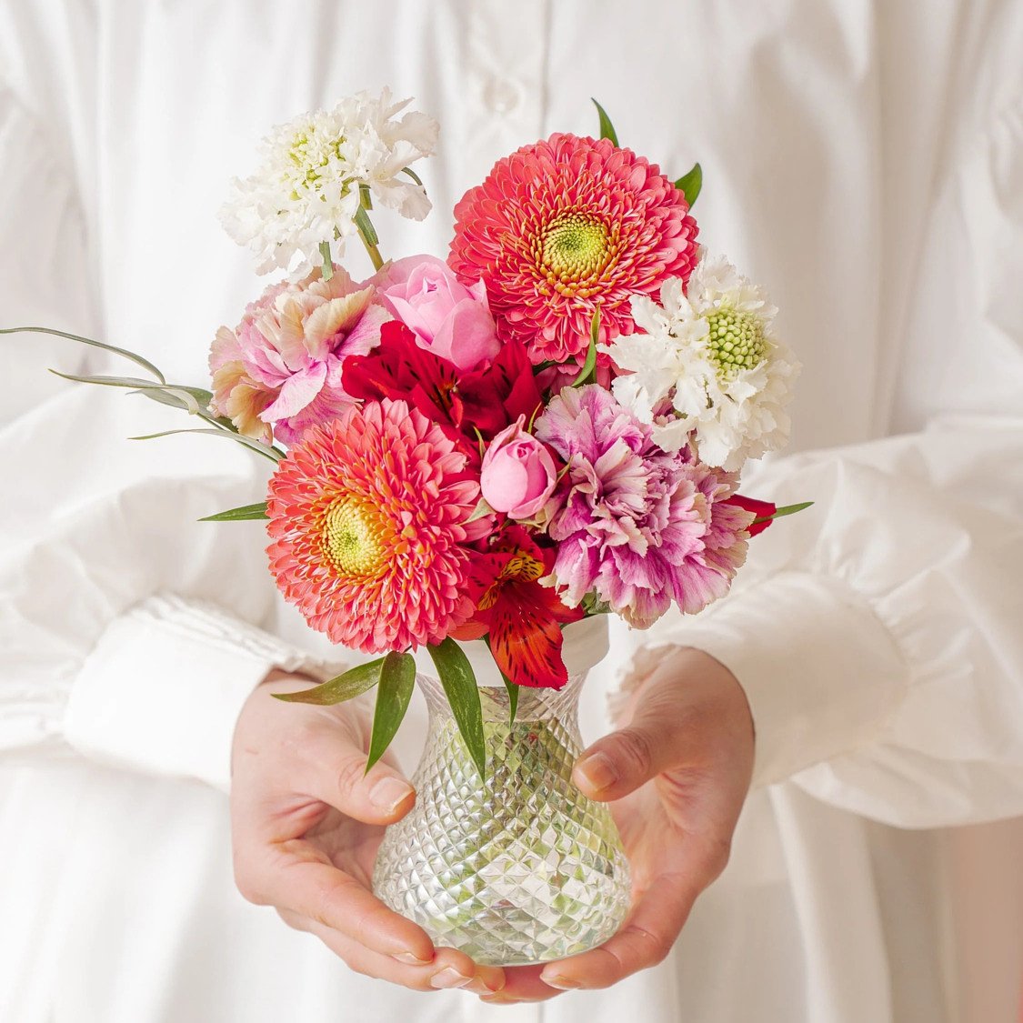 【母の日】そのまま飾れる花束とグルテンフリーの焼き菓子セット | アンドプランツ
