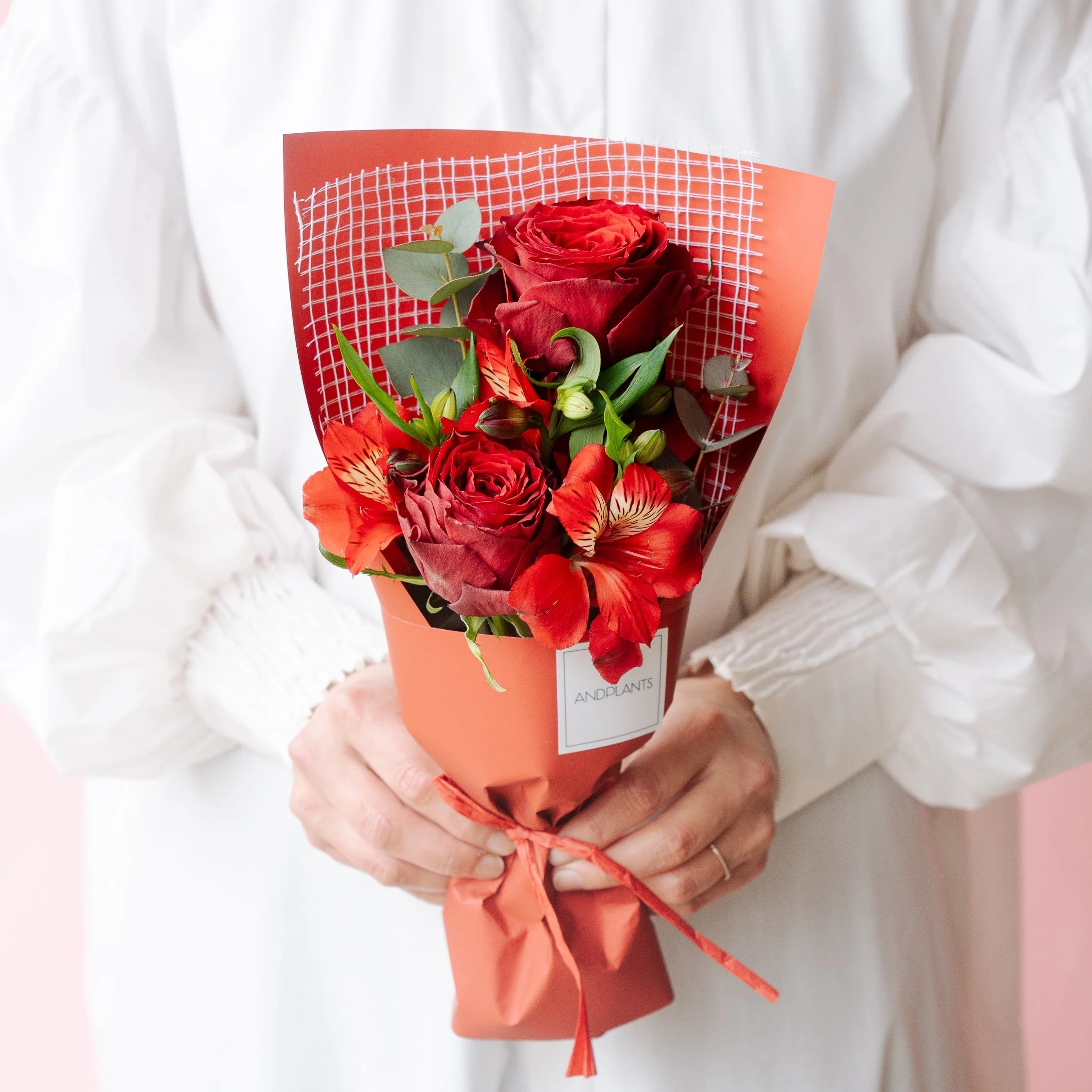 【母の日】バラの2輪ブーケとスープストックトーキョーのスープセット | AND PLANTS