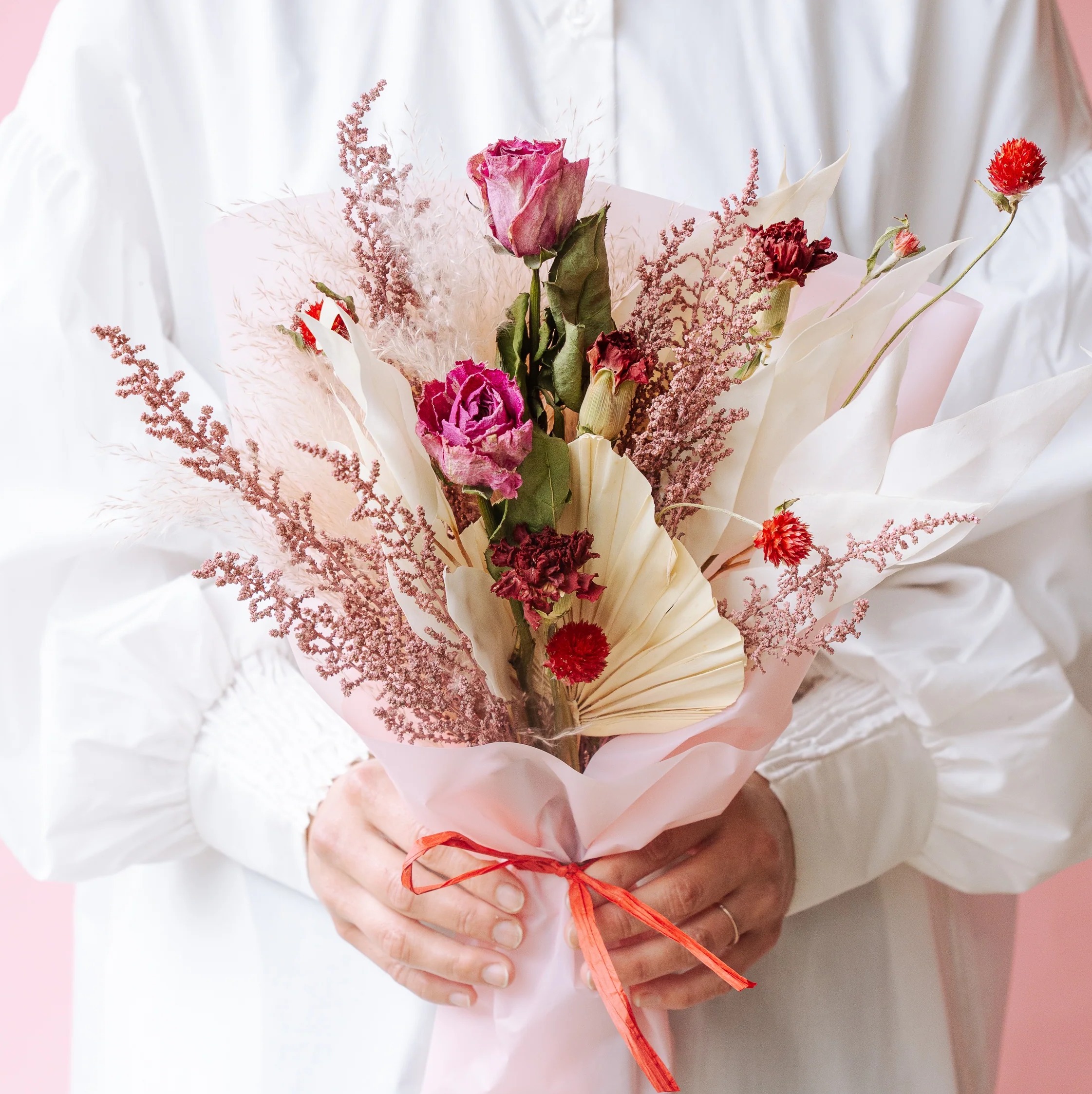 【母の日】花瓶に飾れる ドライフラワーの花束 | AND PLANTS