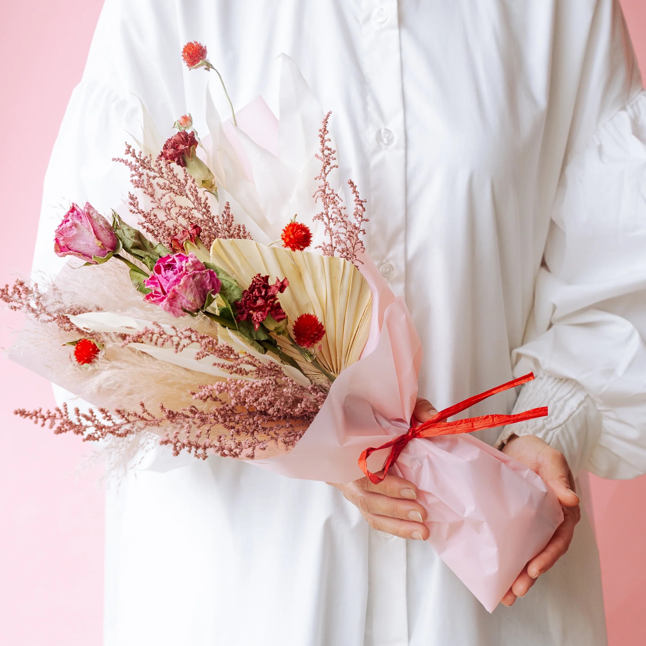 【母の日】花瓶に飾れる ドライフラワーの花束 | AND PLANTS