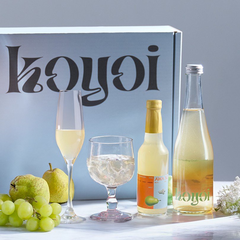 洋梨ワインとフラワージンのスパークリング飲み比べの画像