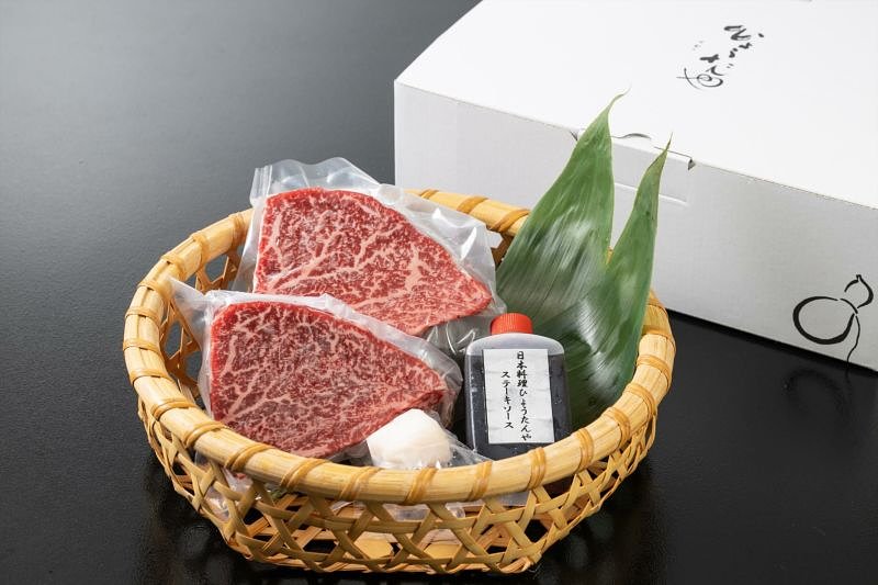 肉の芸術品 A5ランク特選近江牛フィレステーキ 600g | ひょうたんや