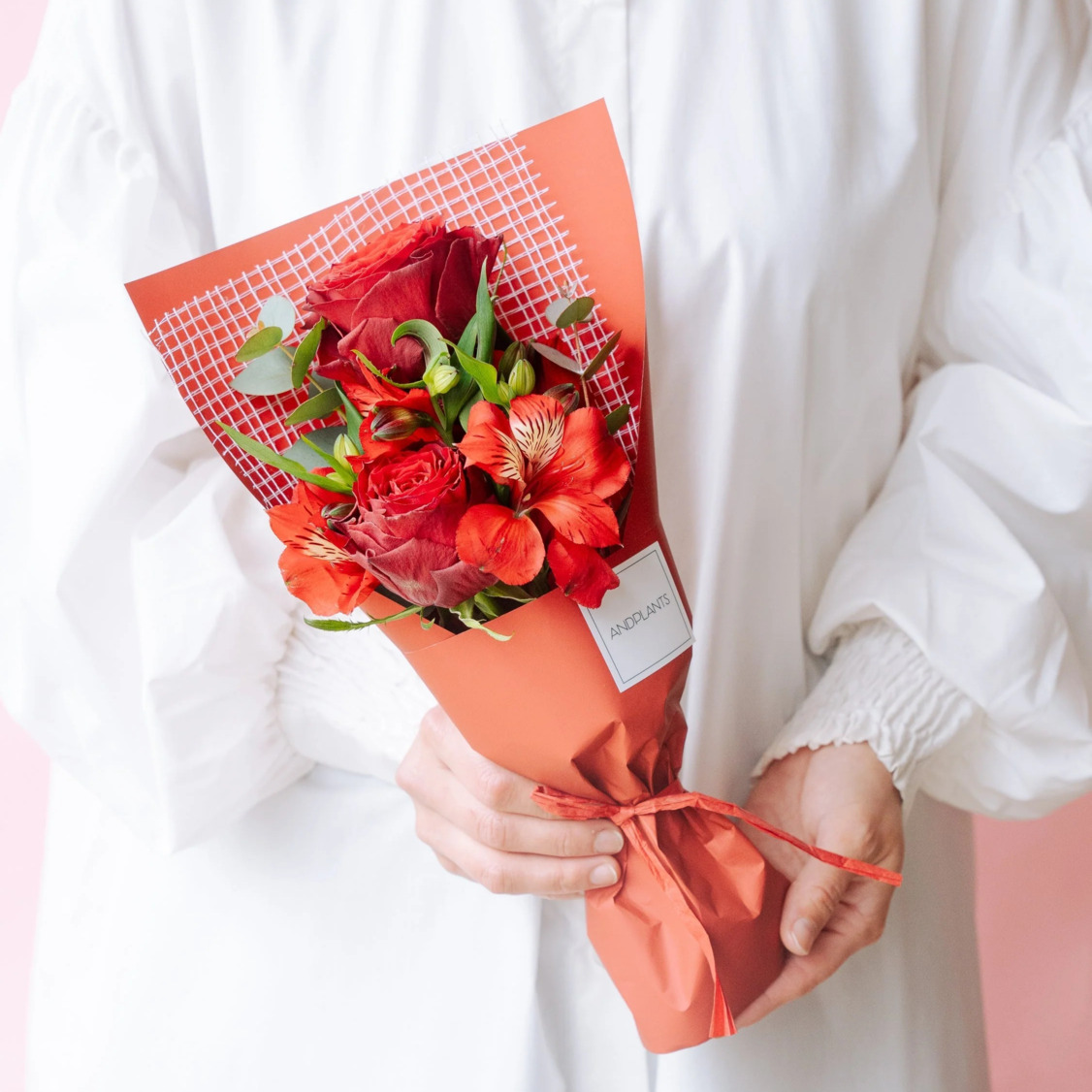 【母の日】バラの2輪ブーケとスープストックトーキョーのスープセット | AND PLANTS